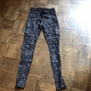 Black printed lululemon pants